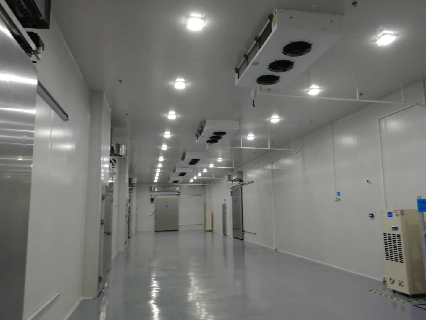 三甲醫(yī)院建造醫(yī)藥冷藏庫(kù)費(fèi)用價(jià)格是多少？