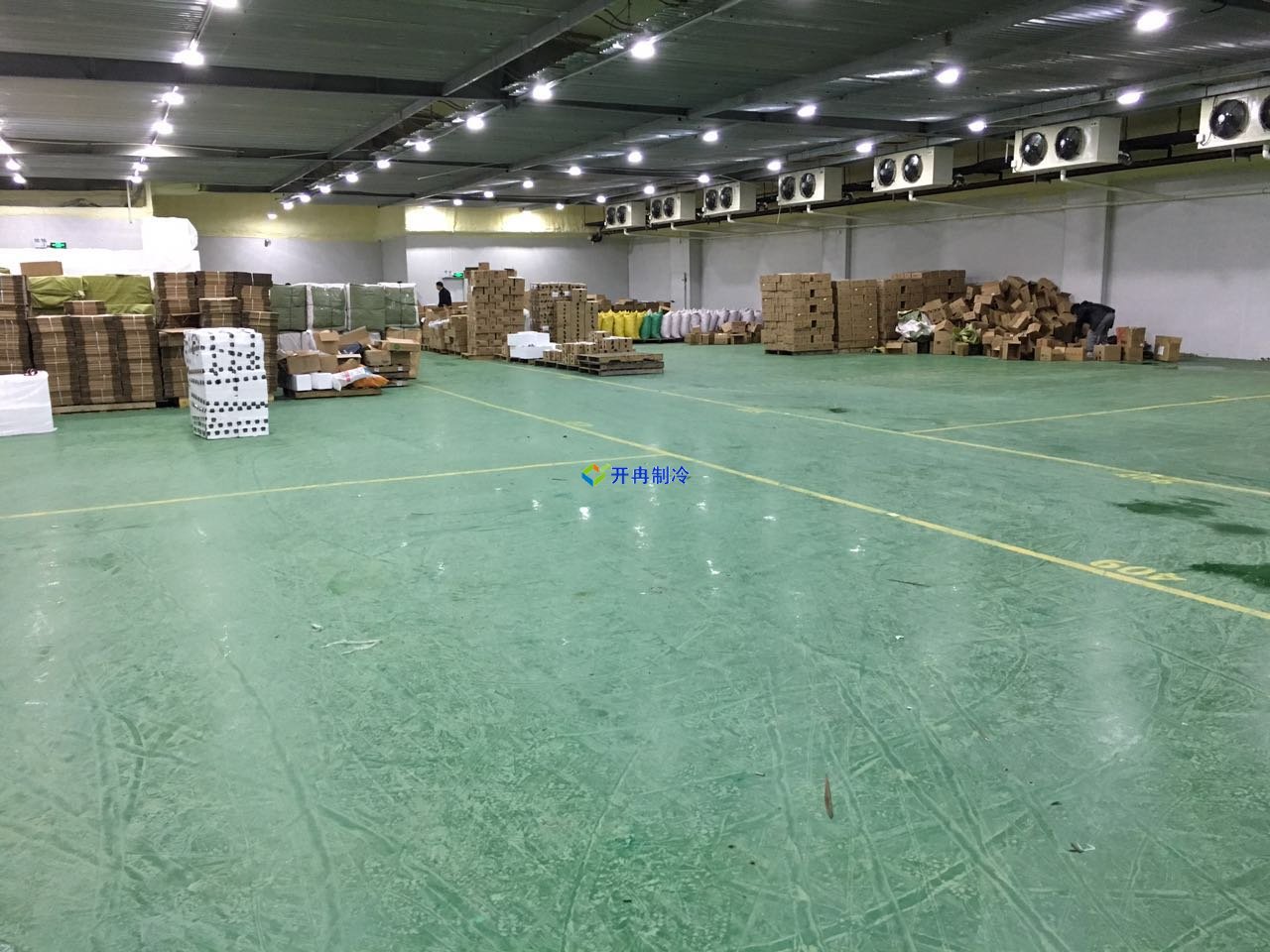 800噸海鮮保鮮冷庫(kù)安裝，保鮮冷庫(kù)設(shè)備一天耗電量多少
